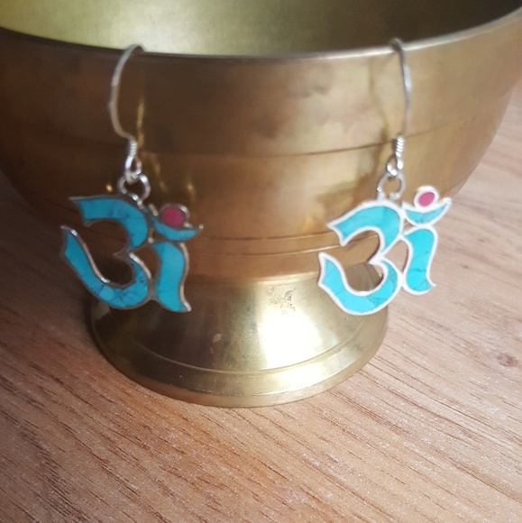 Handmade Silver earrings - Picture 1 of 3